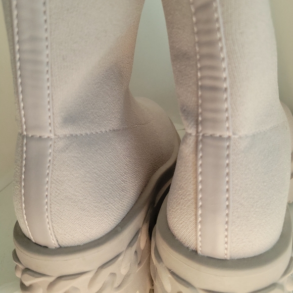 Aldo Womens Bigact Sock Boot Lug Chunky Sole 7 1/2 New Without Tags - Picture 2 of 7